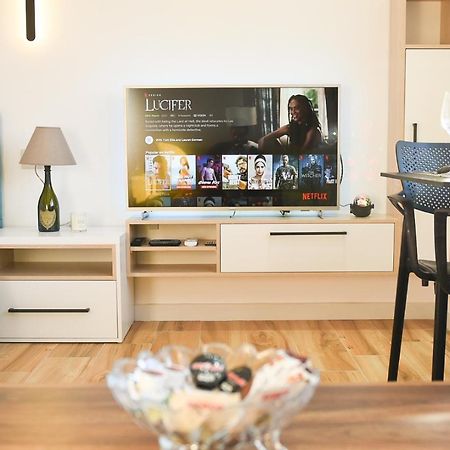 City Center 1 - Tirana Way Apartments Ngoại thất bức ảnh